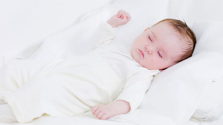 Columbia Asia Hospital - Pediatrics Health Article - How Pillows Endanger Babies 枕头如何危害婴儿a